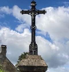 CROIX DU VIEUX MOULIN